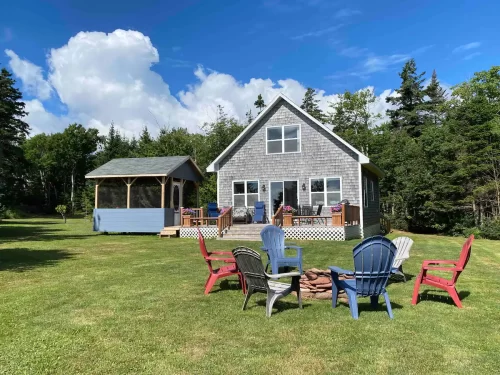 McNally’s Oceanview Cottage