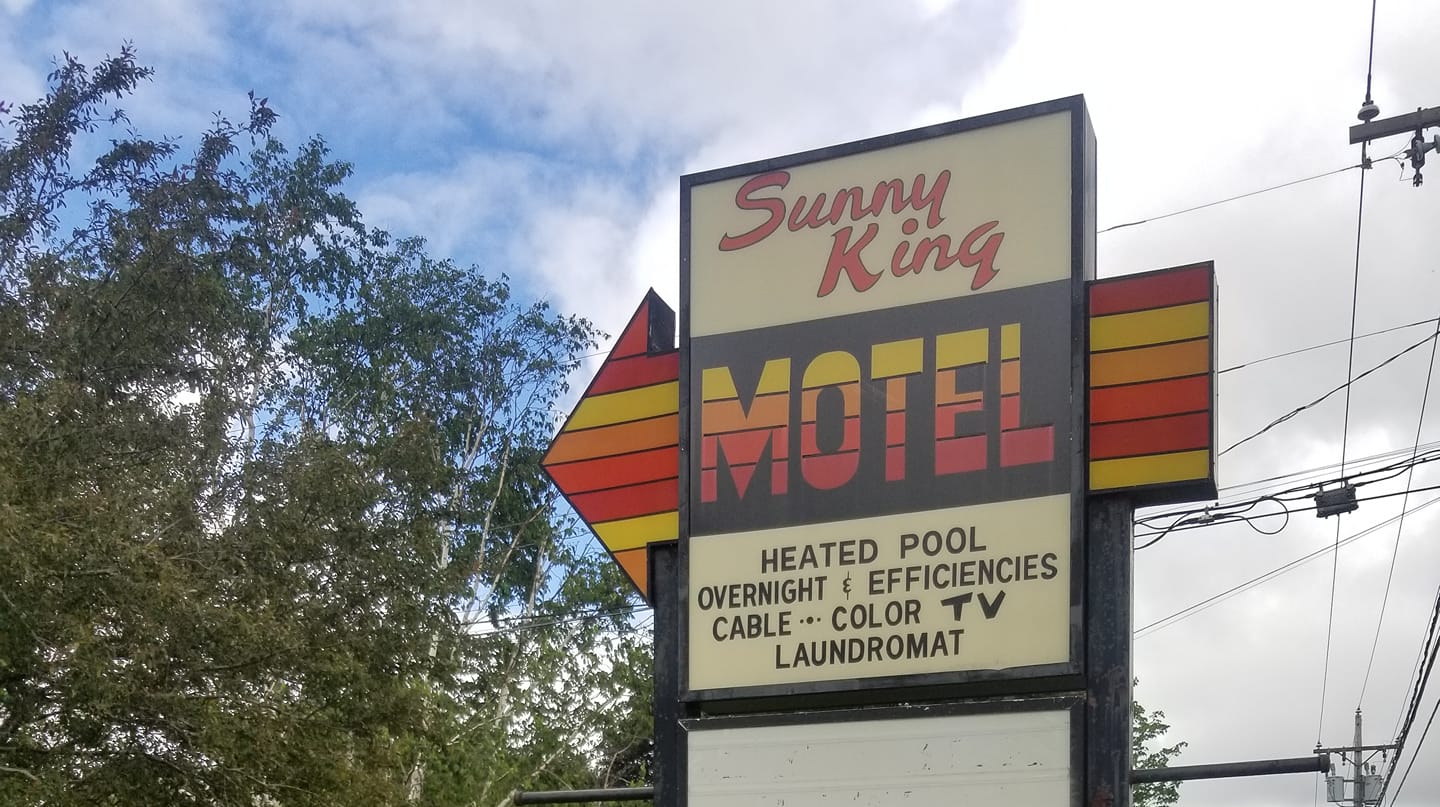 Sunny King Motel