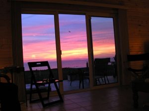 Sandpipers & Sunsets Oceanfront Cottage
